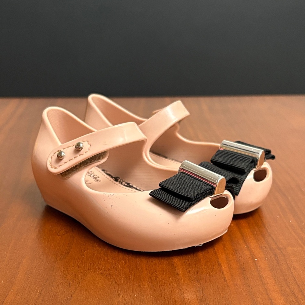 Mini Melissa
Girls' Ultragirl x Jason Wu II Mary-Jane Flats - Walker, size 5